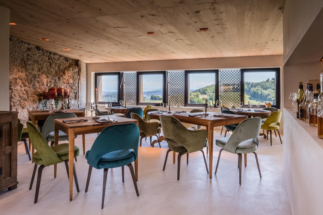 Hotel Krone Regensberg エクステリア 写真